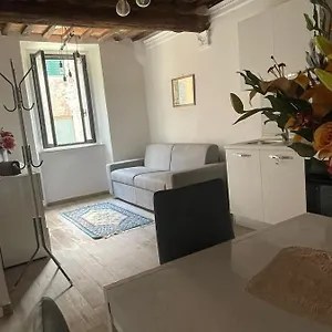 Apt Bruco Appartamento Siena