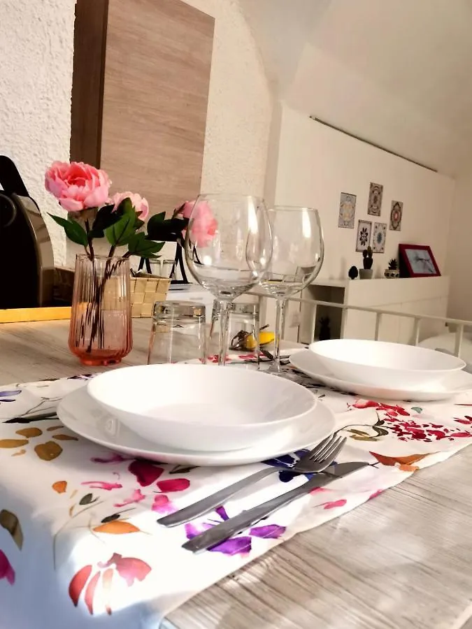 La Capinera House Apartamento Catânia